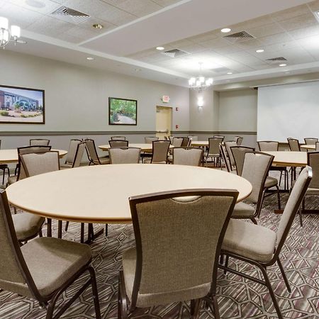 Drury Inn & Suites Middletown Franklin Bagian luar foto