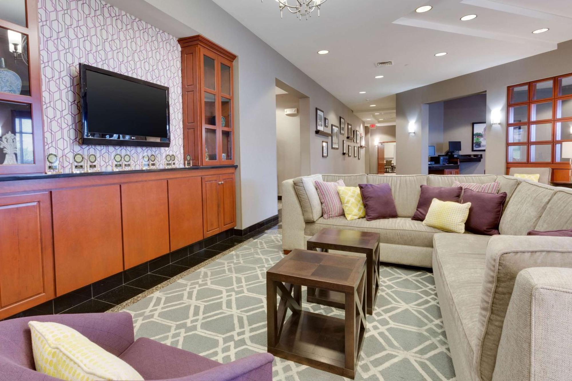 Drury Inn & Suites Middletown Franklin Bagian luar foto