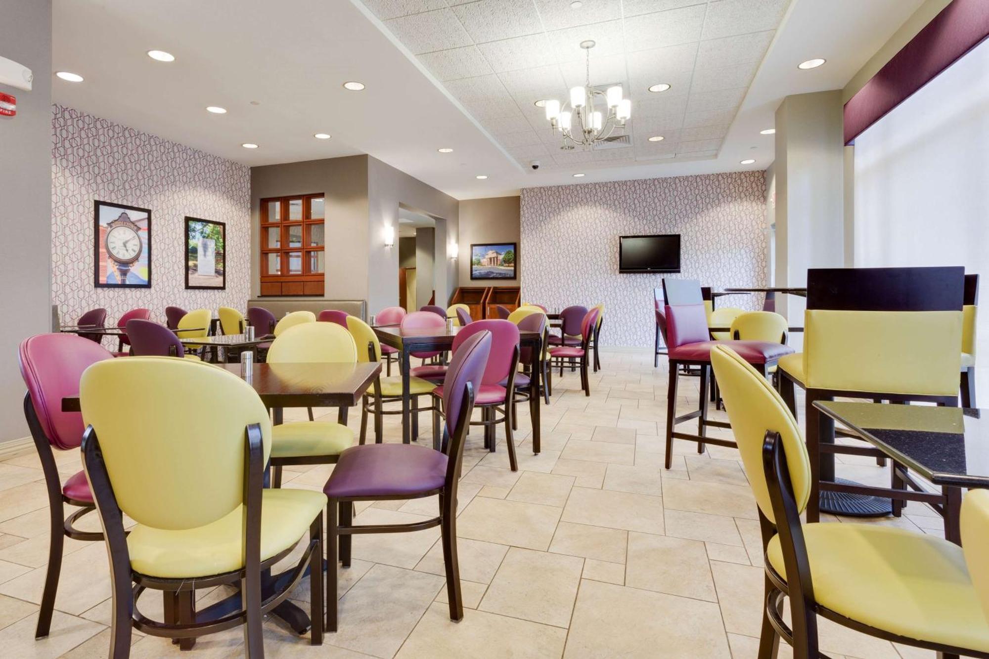 Drury Inn & Suites Middletown Franklin Bagian luar foto